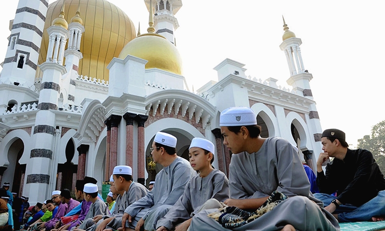 Negeri Perak Pernah Sambut Raya Awal Sehari?