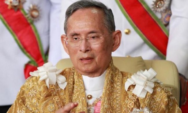 Inilah Rupa Keranda Kayu  Cendana Raja Thailand