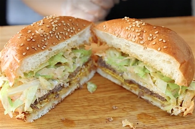 Burger Special Malaysia Terkenal Di New York