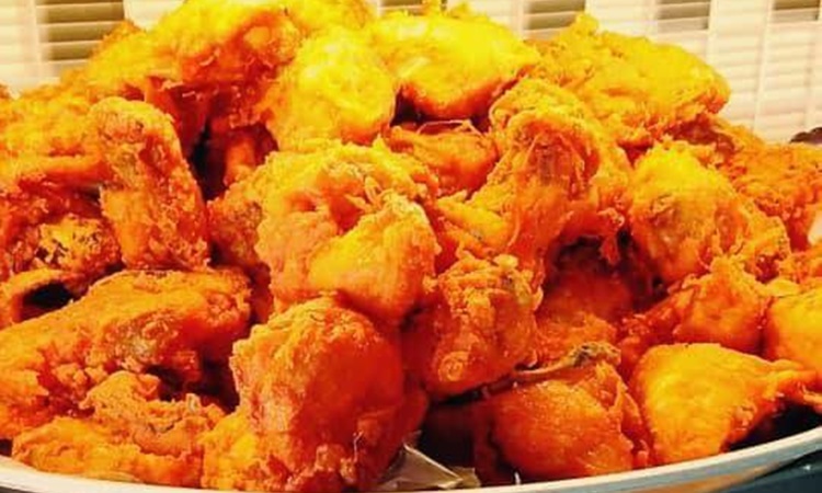 "Patut Ayam Nampak Menarik, Rupanya Guna Pewarna"