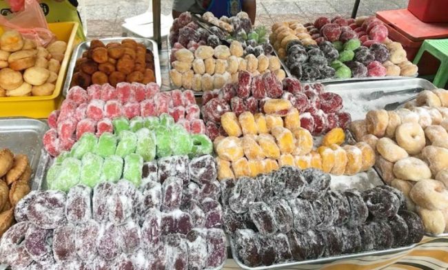 Gebu & Murah, Donat Warna-Warni Jalan Semarak Viral