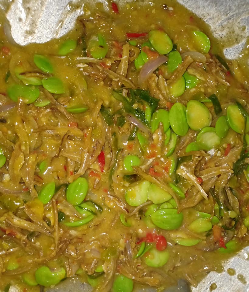 Ini Cara Buat Sambal Tumis Tempoyak Petai Pedas Paling Sedap!