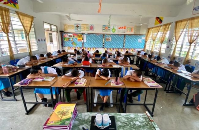  Sekolah  Ini Wajibkan Pelajar Tidur 10 Minit Elak 